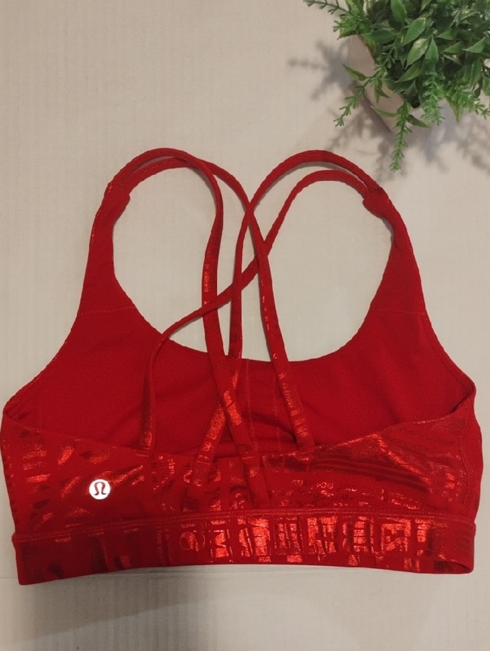 lululemon athletica Energy Bra. Manifesto 20yr. Foil Dark Red color. Womens 6.